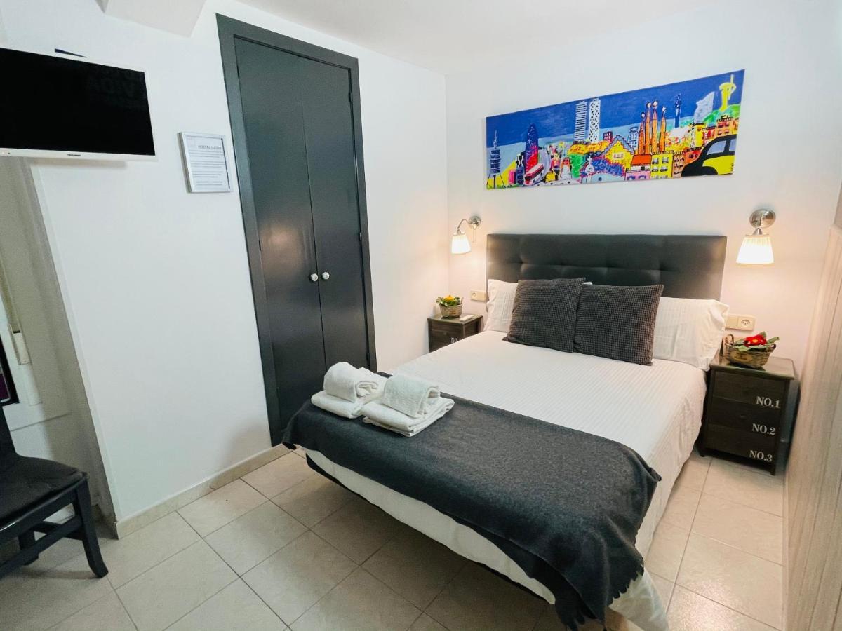 Hostal Lleida Barselona Dış mekan fotoğraf