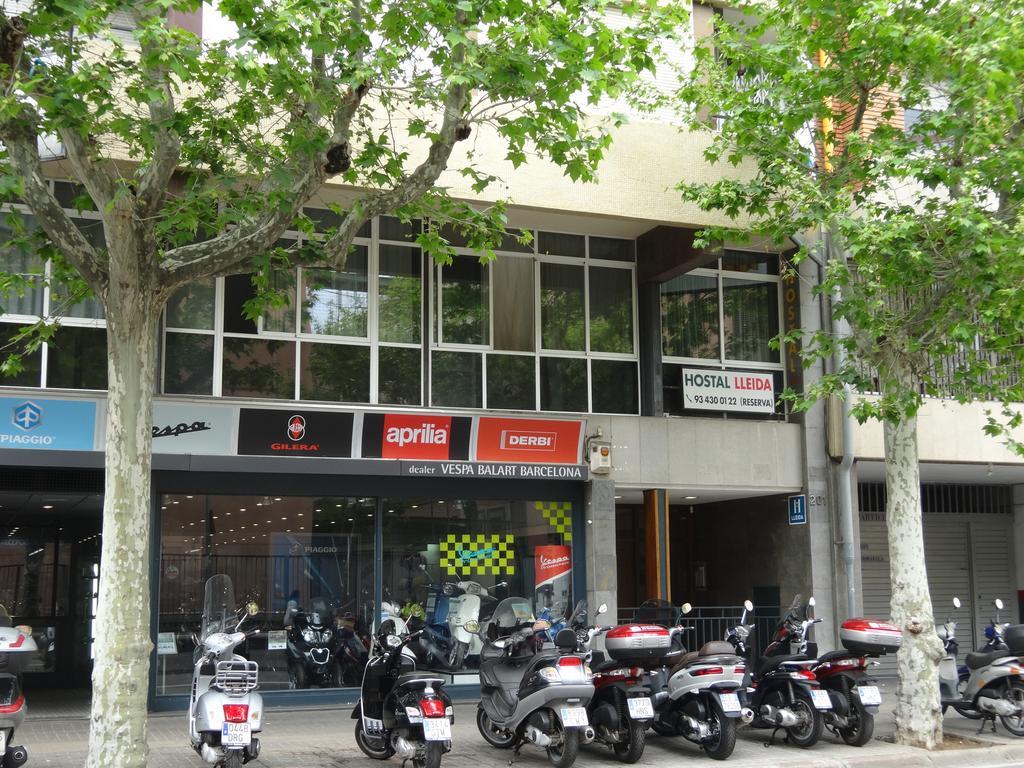 Hostal Lleida Barselona Dış mekan fotoğraf